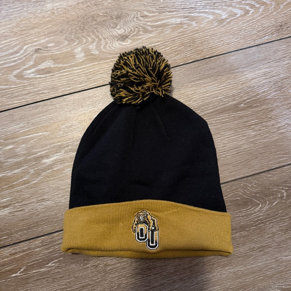 Oakland university beanie